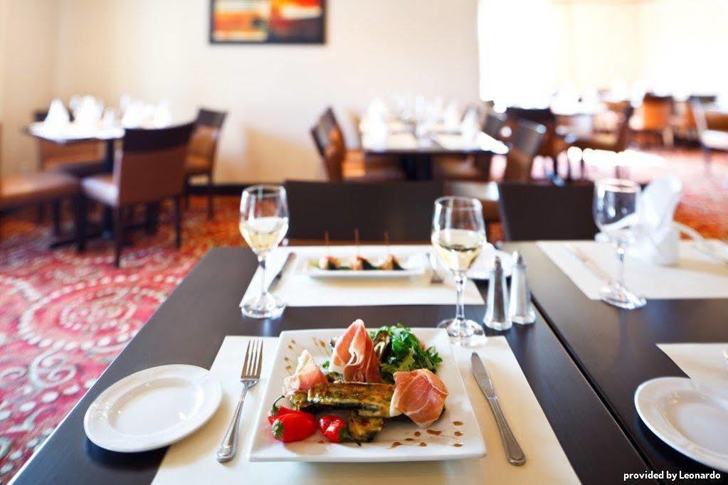Best Western Hotel St. Jerome Сен-Жером Ресторан фото